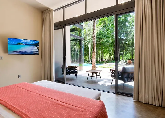 Luxury Jungle Retreat - 4 Bedroom With Private Pool And Cenote - Fits 14 Casa de férias