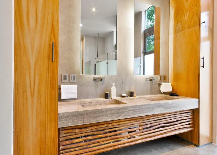 Luxury Jungle Retreat - 4 Bedroom With Private Pool And Cenote - Fits 14 *