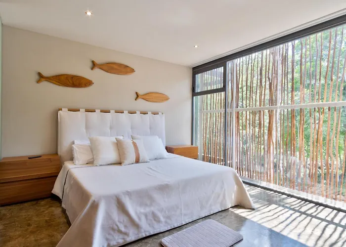 Luxury Jungle Retreat - 4 Bedroom With Private Pool And Cenote - Fits 14