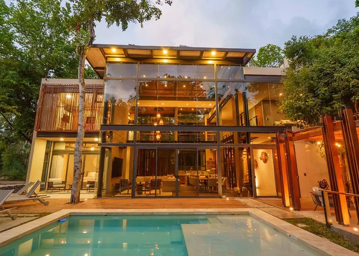 Luxury Jungle Retreat - 4 Bedroom With Private Pool And Cenote - Fits 14 Puerto Morelos